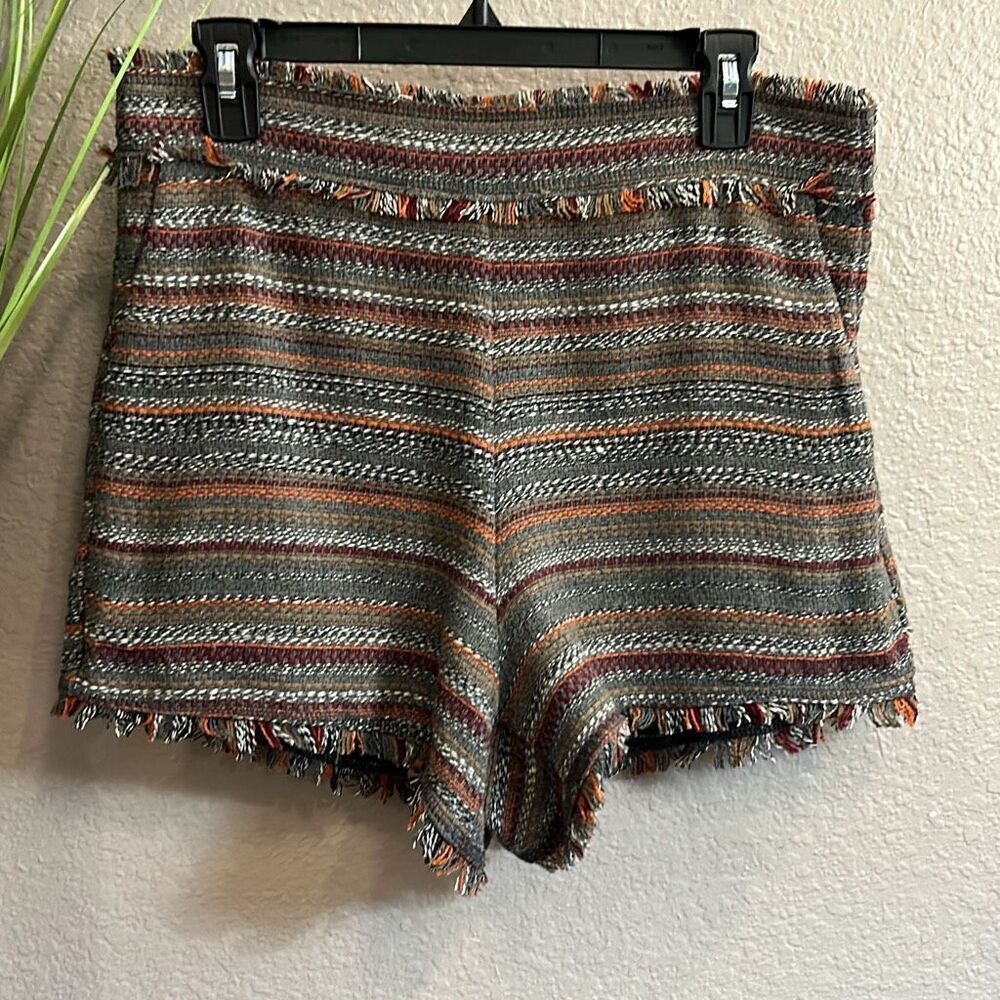 B6/3 Voge boutique tweed high rise lined Tapestry shorts size large